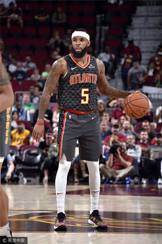 半岛体育APP-上海久事男篮球直播